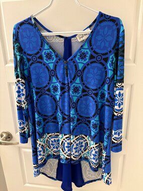 Joseph Ribkoff top multi colour Size 12 Can/US